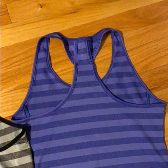 Two New Balance Women’s Tank Tops. XS - Picture 6 of 6